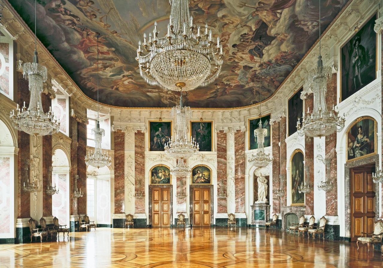 Hotel Kurpfalzstuben Mannheim Bagian luar foto